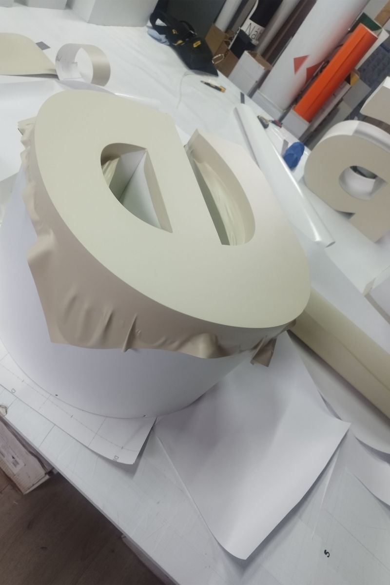 studio02.jpg